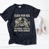 Bring deinen Kindern bei, ihr Öl zu wechseln, nicht ihr Geschlecht T-Shirt Lustiger Mechaniker Dad Konservativer Eltern-Humor Vintage