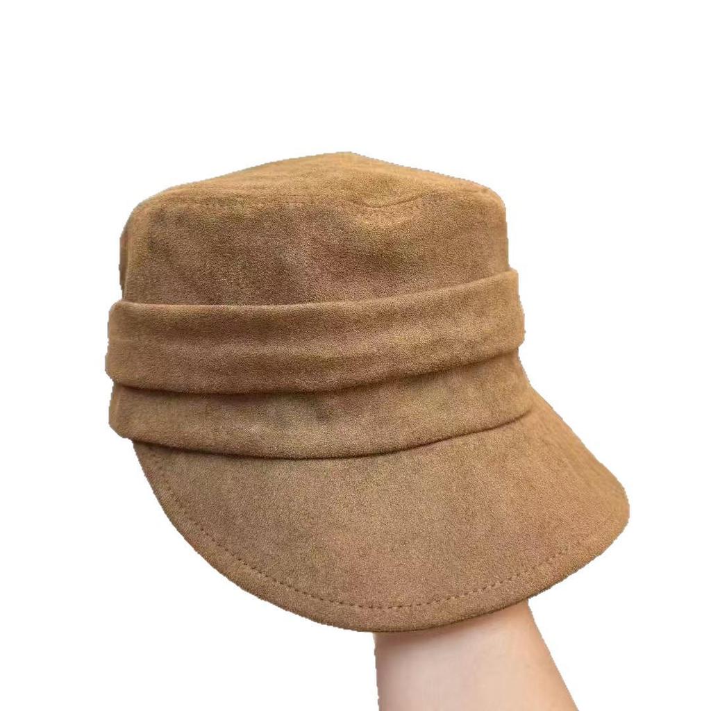 British Suede Equestrian Beret: Retro Flat Top Painter Hat for Autumn & Winter