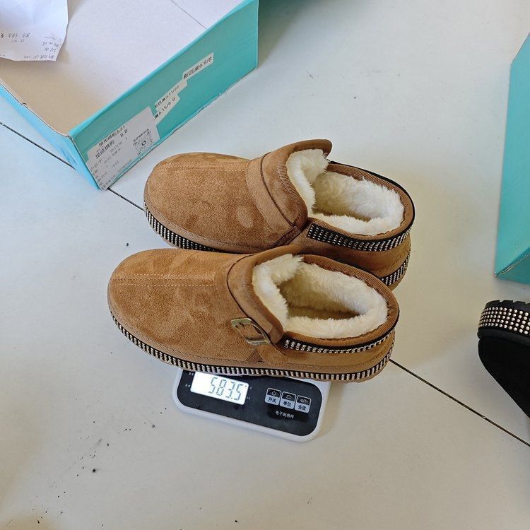 2025 Fashion Snow Boots Warm Your Each Winter Suede Round Head Snow Boots Short Tube Rubber Shorthair