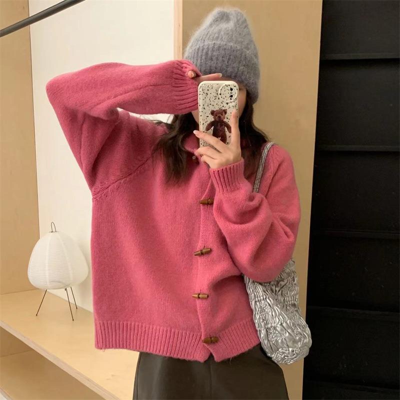 Lazy Wind Loose Horn Button Sweater Jacket Women's Autumn and Winter New Design Sense Hooded Outer Wear Knitted Cardigan Top