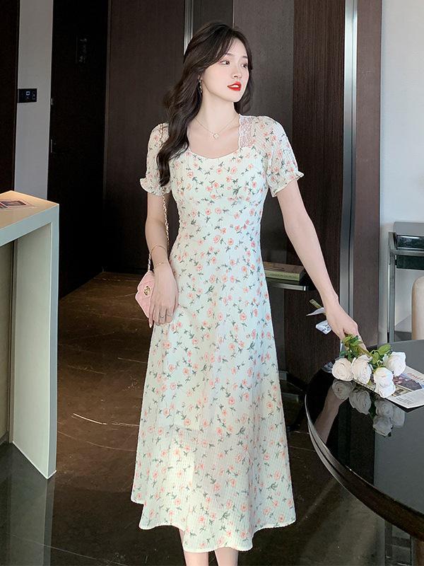 

Summer Floral Midi Dress S