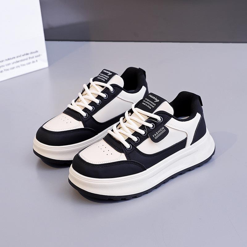 Spring Student Versatile Small Board Shoes Women's Classic Fashion Simple Bread Shoes Platform Heightening Sports and Leisure Shoes