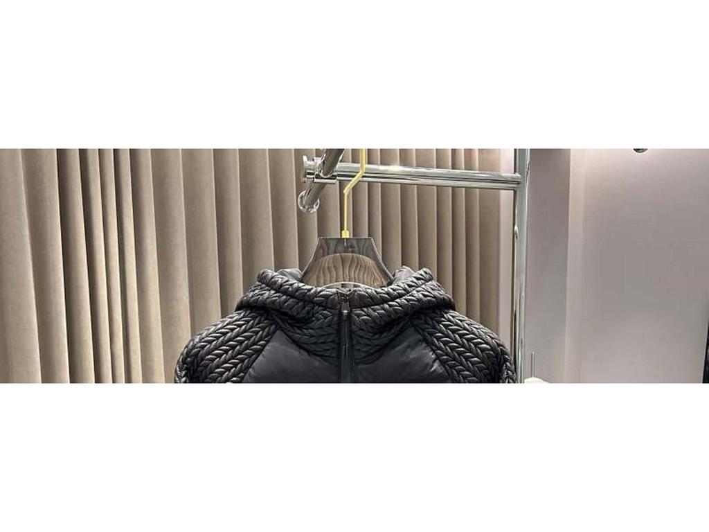 High-End Winter Patchwork Duck Down Coat with Wheat Ear Design and Hood