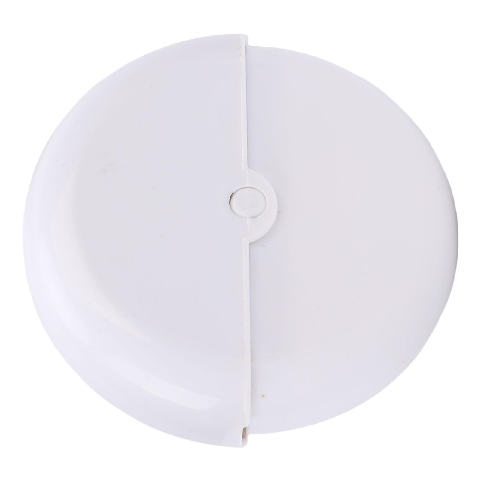 

Makeup Foundation Brush Wave Shape High Density Soft Liquid Foundation Brush with Rotating Protective Cover White