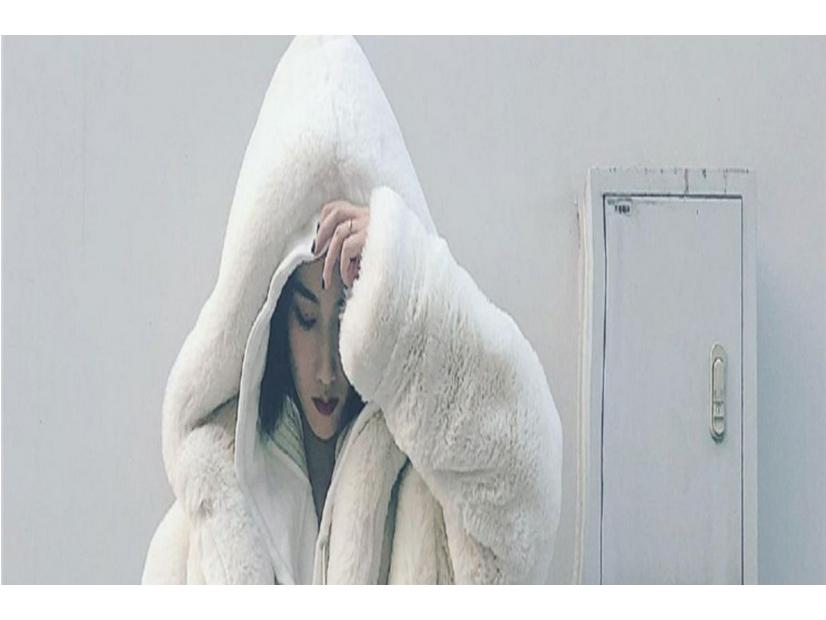 Women's Winter 2024 Hooded Coat - Loose Medium-Length, Thick Imitation Rex Rabbit Fur