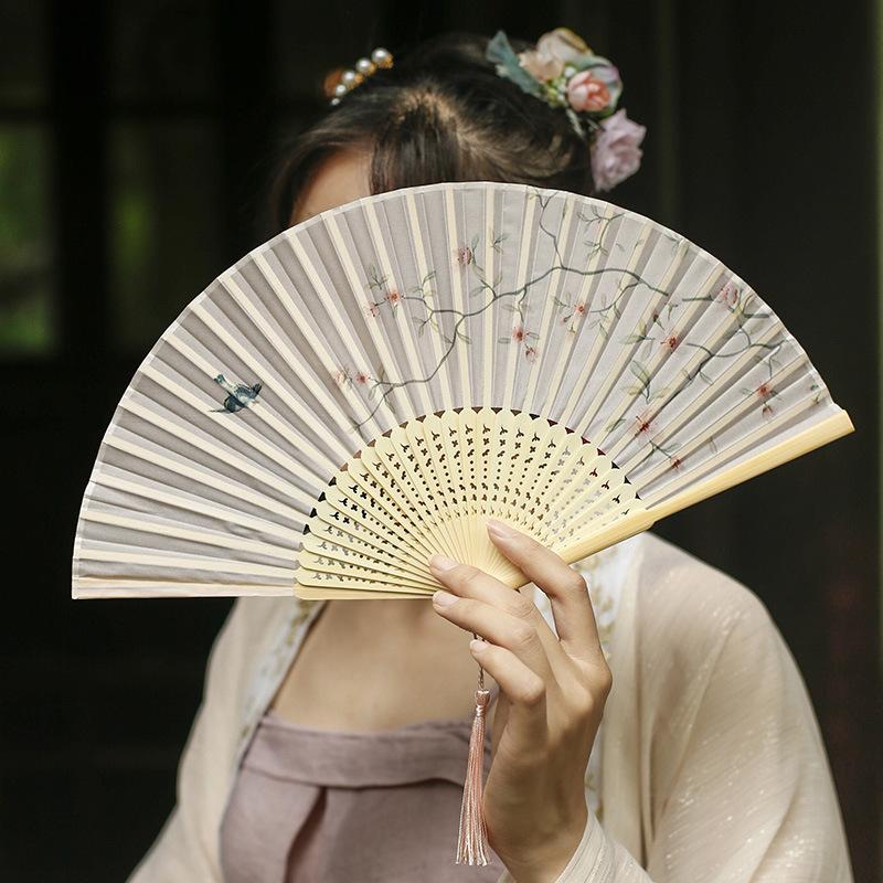 Fächer Falten Fächer Hanfu Weiblich Cheongsam Tanz Tanz Kinder Schüler Sommer Tragbar Falten Kleiner Fächer