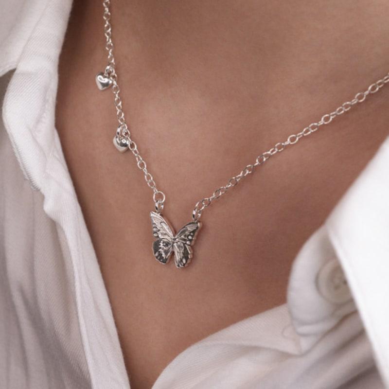 XII WEOL Magnificent butterfly(N)