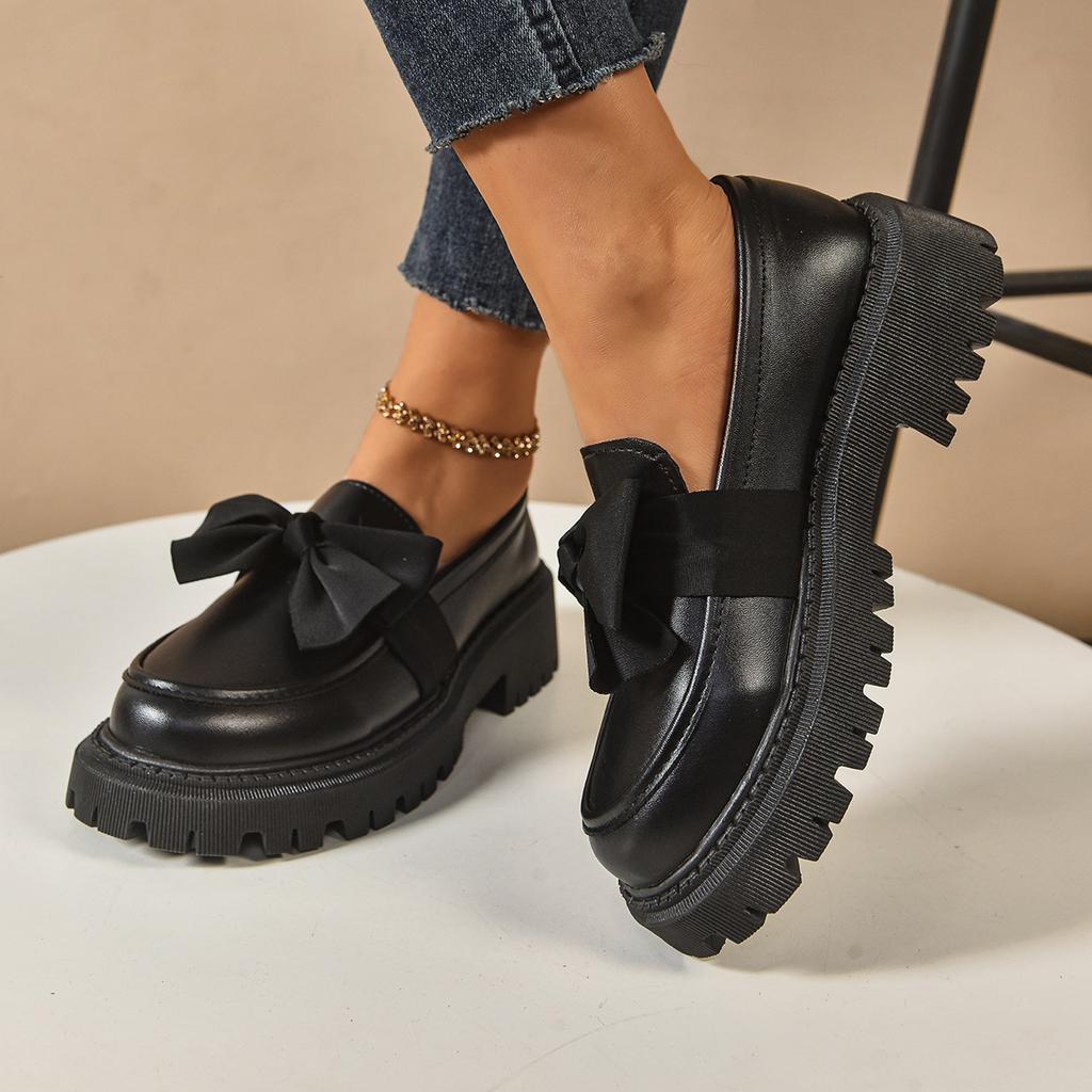 Women's shoes 2026 new large British style small leather flat bottom women's shoes black bow loafers