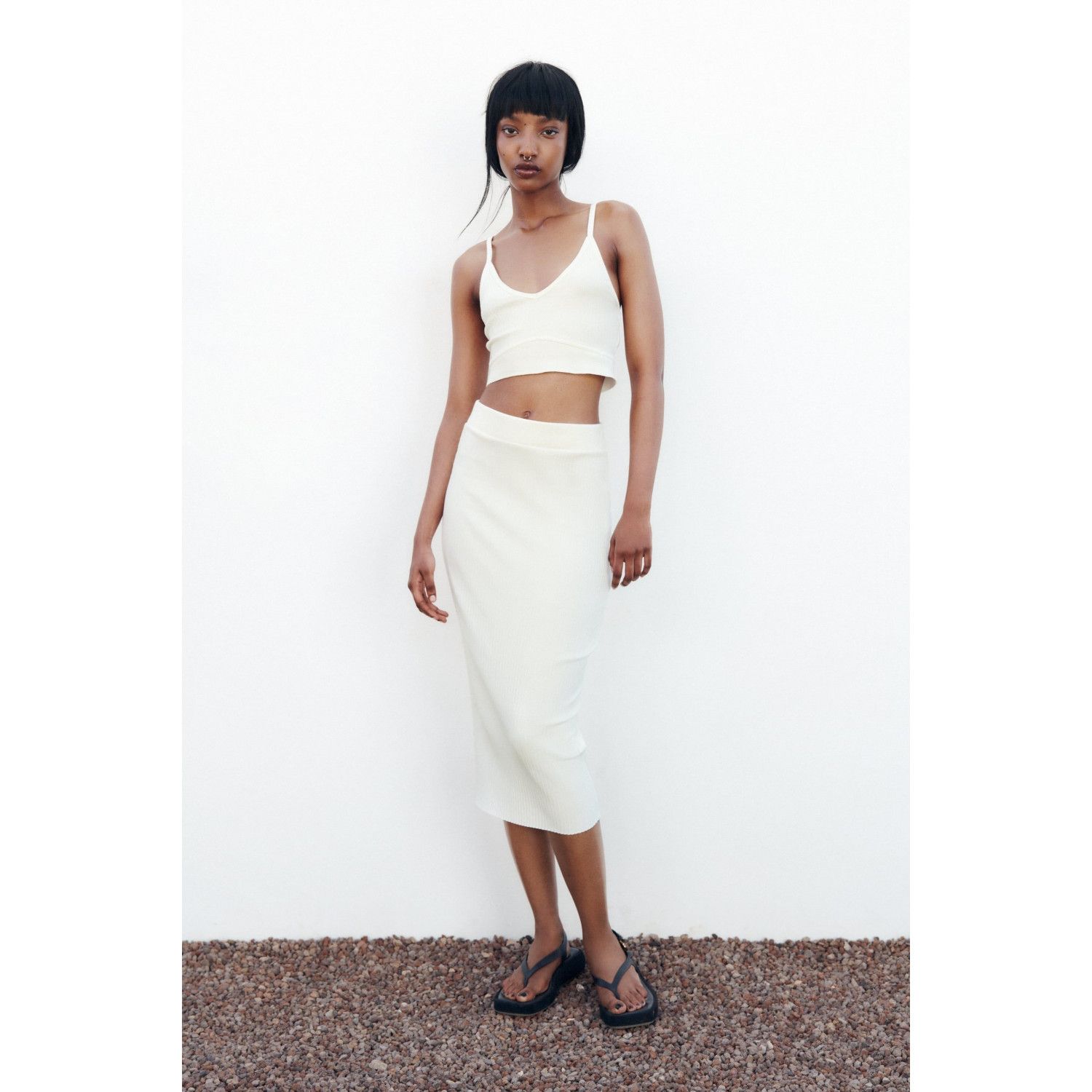 

RIBBED MIDI SKIRT