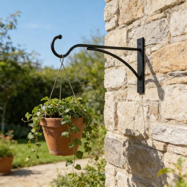 Portapiante Nero Tradizionale Per Uso Esterno Durevole Verniciato a Polvere Design Completa Vari Stili di Terrazza