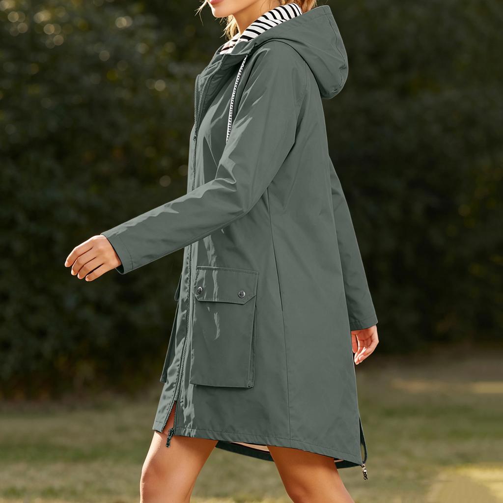Women's Outdoor Waterproof Jacket with Hood Lightweight Windproof Hiking Coat Full Zip Front Pockets Long Sleeve Casual Shell