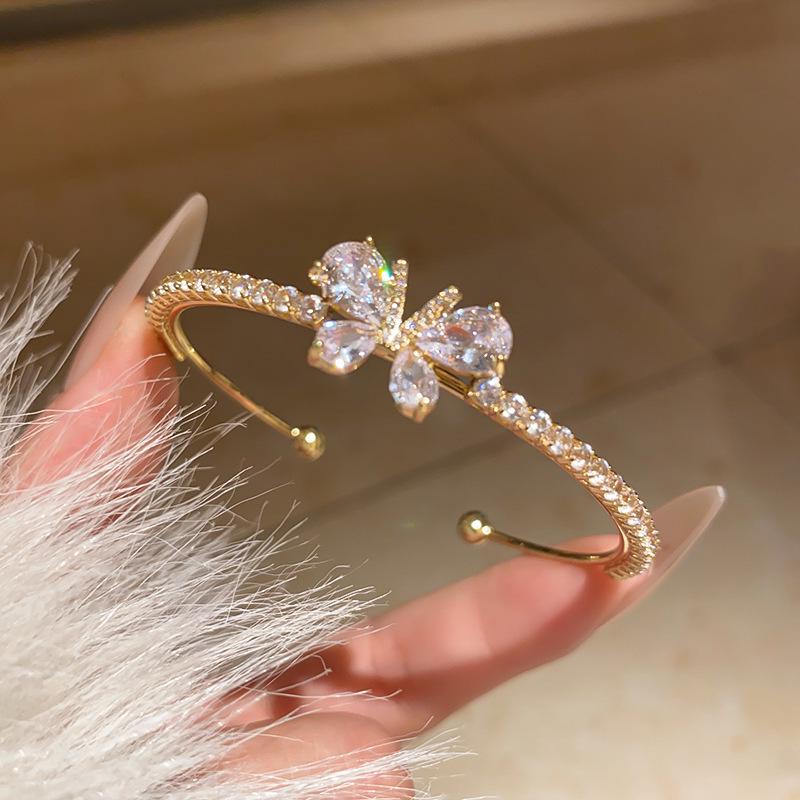 High-End Luxury Zircon Diamond Flower Geometric Bracelet for Women