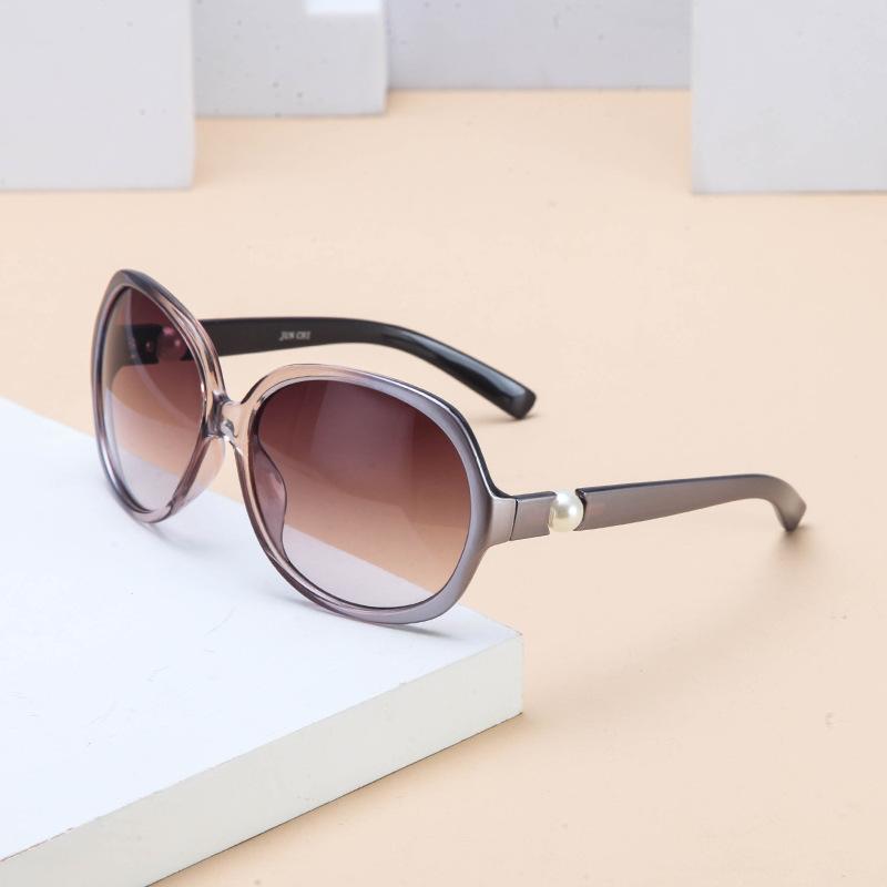 

New Classic Big Oval Woman Sunglasses Female Vintage Eyewear Luxury Brand Designer Cat Eye Sun Glasses Uv400 As shown in the figu