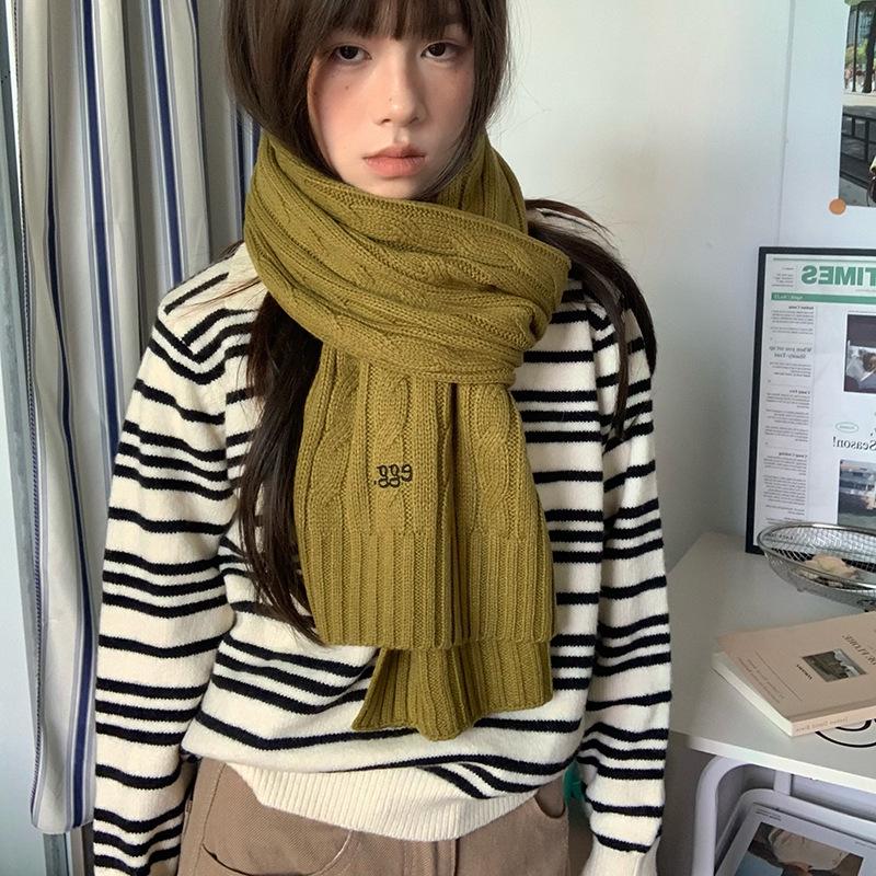 Luochi Wool Blend Embroidered Cable Knit Scarf: Retro Autumn/Winter Style Neck Gaiter for Women & Men