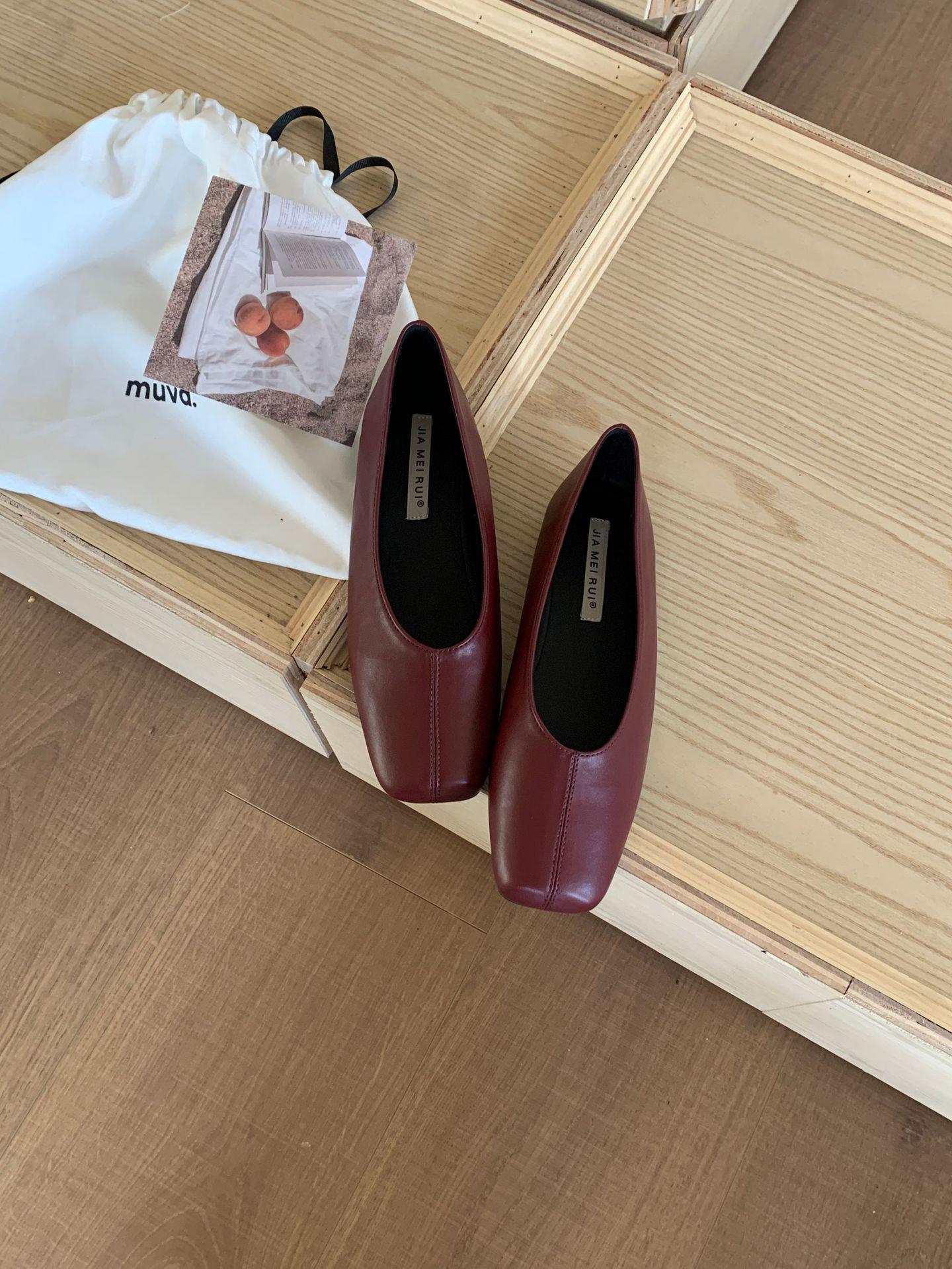 

Ретро корейские лоферы с квадратным носком и мягкой подошвой для женщин - Французские серебристые бабушкины мюли 39 красный