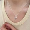 Minimalist and Cool Style Double Water Droplet Necklace Texture Collarbone Chain, Cool and High-end Commuting, Versatile for Daily Use