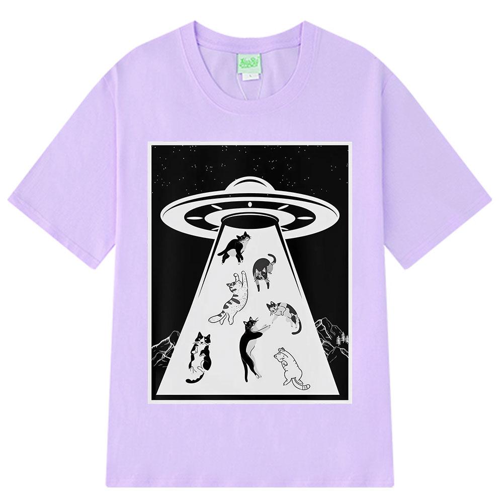 Funny UFO Cat Alien Abduction Cats  Novelty Graphic Tees Men Women Vintage T-shirt Short-sleeved Cotton Fashion Casual T-shirts
