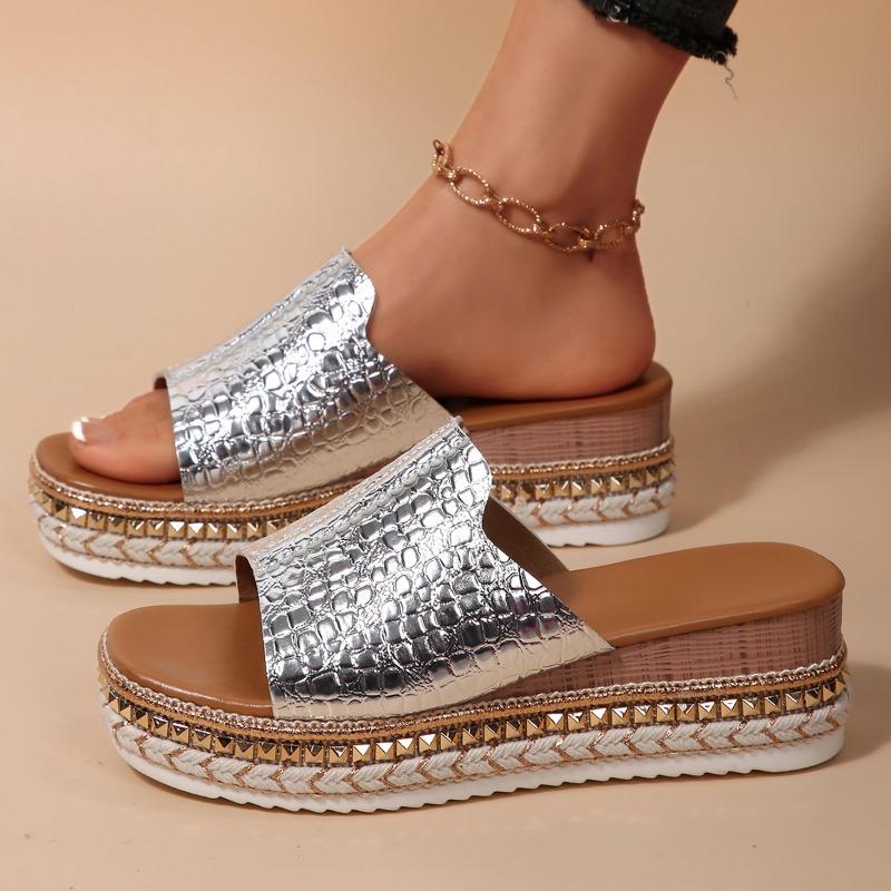 

Мода 2025 Лето Базовые Шлепанцы с Открытым Носком Женские Модные Уличные Повседневные Новые Большого Размера Лаконичные Самые Продаваемые Удобные Шлепанцы на Плоской Подошве 43 серебряный