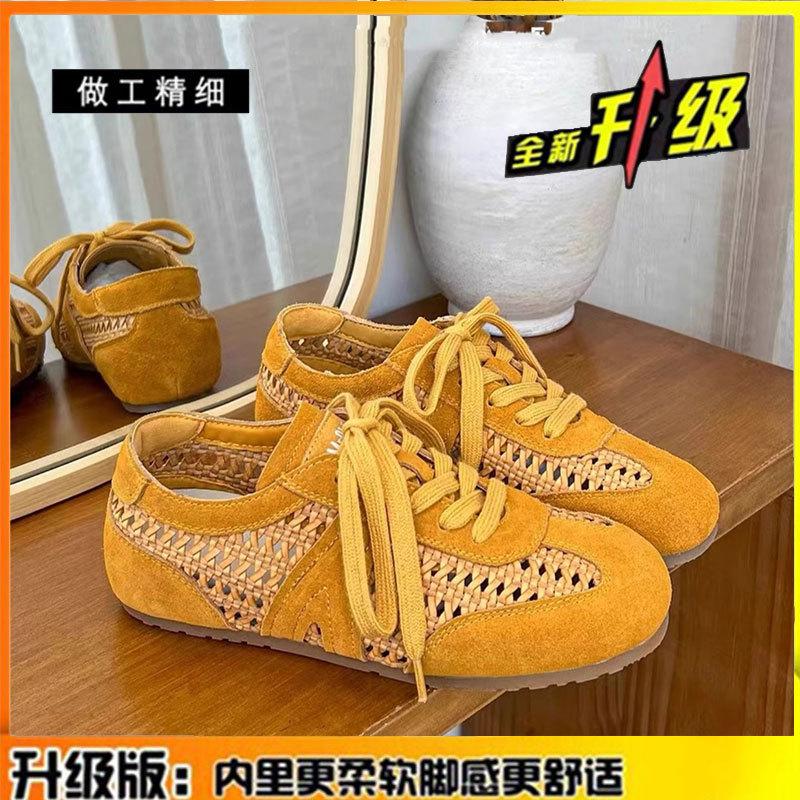 

Mesh breathable retro inner height increase German training shoes women s 2025 new summer versatile leather women s shoes sports and leisure shoes 40