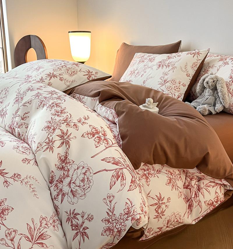Bedding Four-piece Set, Cotton Pure Cotton Floral Quilt Cover, Bed Sheet Dormitory Three-piece Set