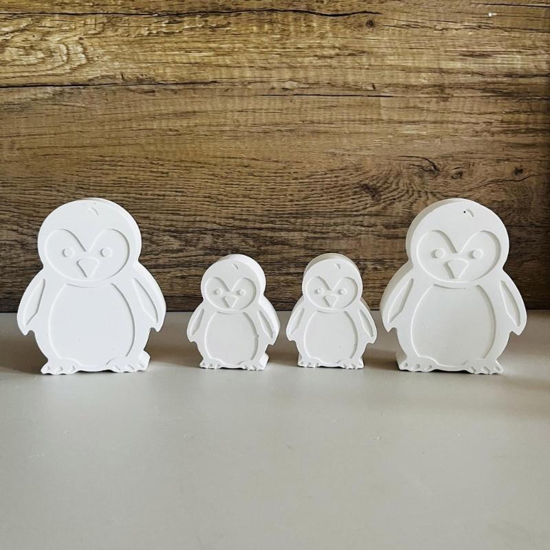 Creative Penguins Sturdy Silicone Mould for Candle and Soap Making Reusable Craft Ornament for Home Decoration