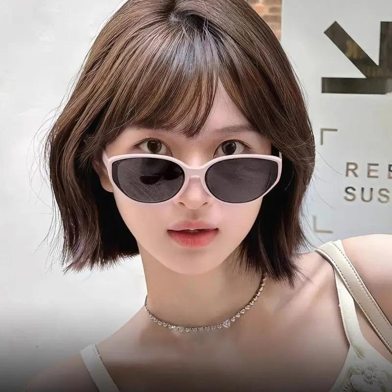 Women Stylish Cat Eye Sunglasses Black Fashion Shades For Street Photography Party Outfit Accessory