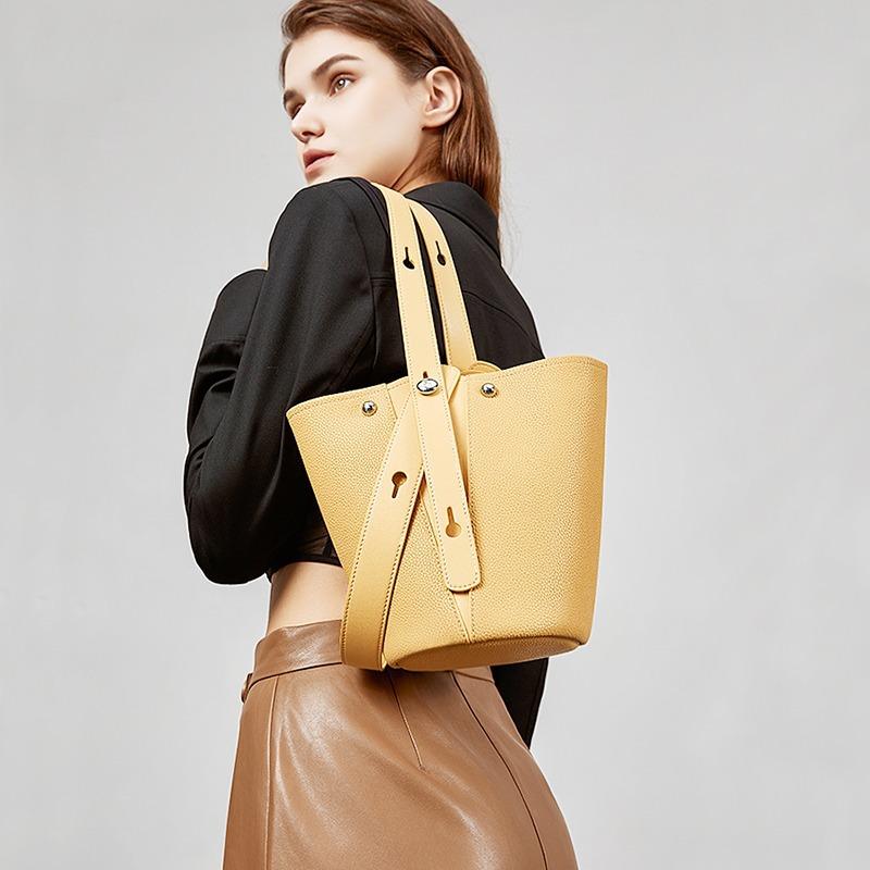 Bucket bag Crossbody large-capacity vegetable basket women's bag 2025 new high-end handbag commuter shoulder bag