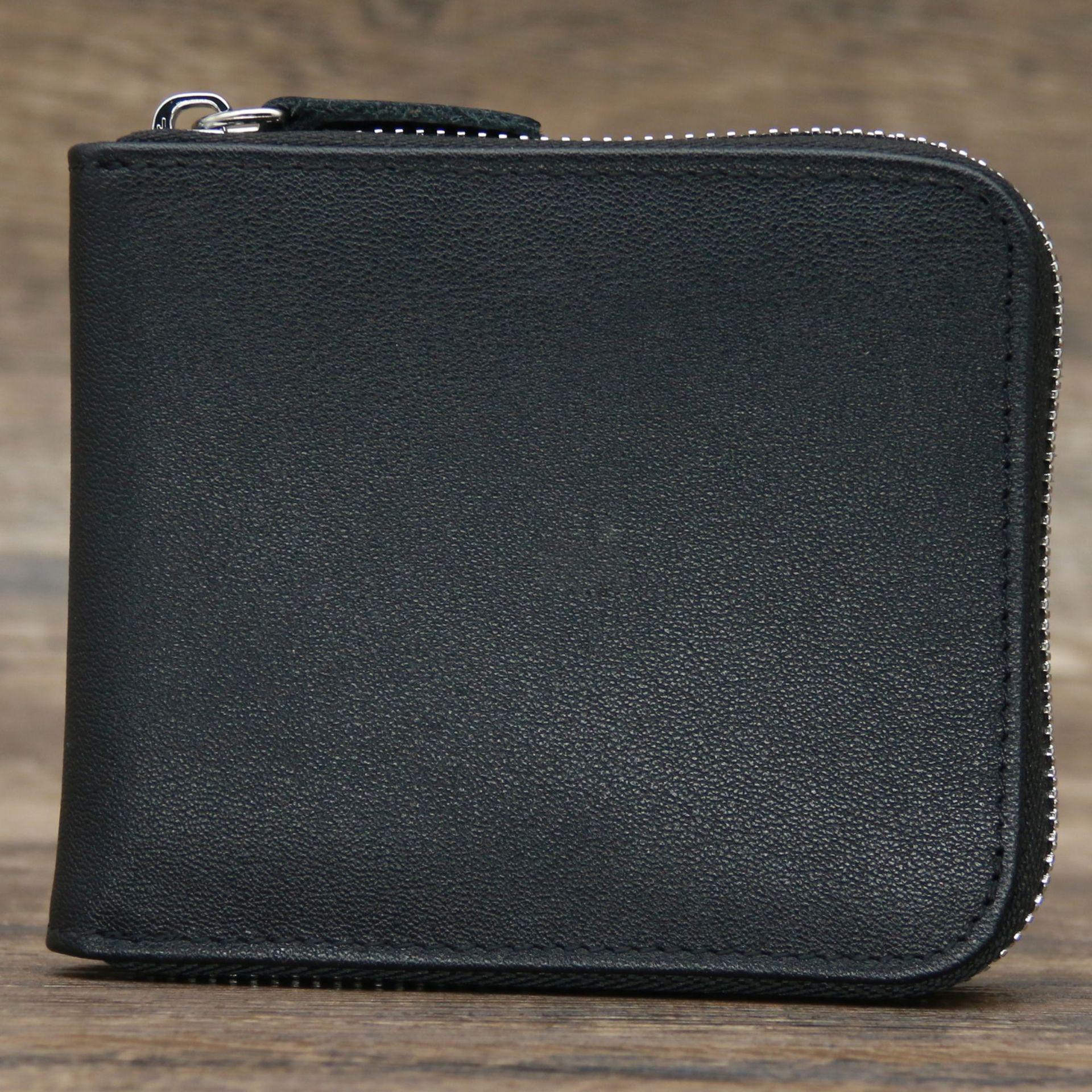 

9039 Чоловічий гаманець біфолд зі шкіри Crazy Horse з кишенею для монет на блискавці, тримачем для карток, чорний.