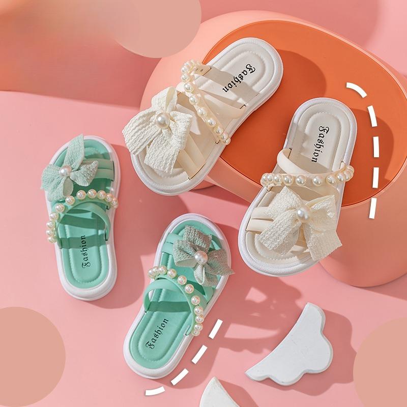 New Style Girls' Shoes - Children's Flip-flops with Soft Beach Bottom and Cool Design