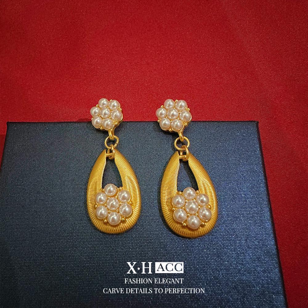 Vintage Bow Earrings: Timeless, High-End Retro Fashion Accessory