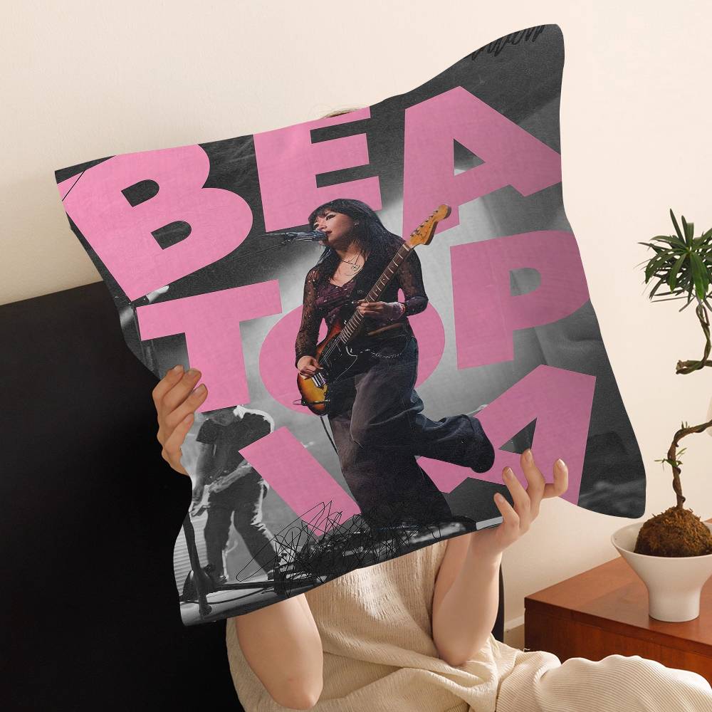 Singer Beabadoobee 45*45Cm Cushion Cover Pillow Cover Decor Pillowcase Home Pillowcase For Couch Pillow