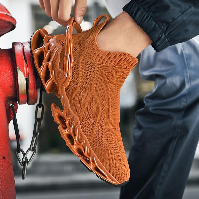 Summer Breathable Mesh Fly-woven Sneakers Running Blade Shoes Men's and Women's Shoes Trendy Shoes Socks Shoes Old