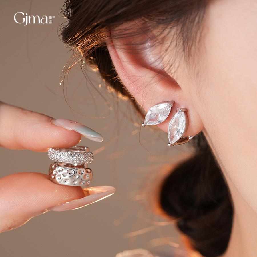 Cold wind geometric leaves zircon earclips personality temperament no earrings earrings women