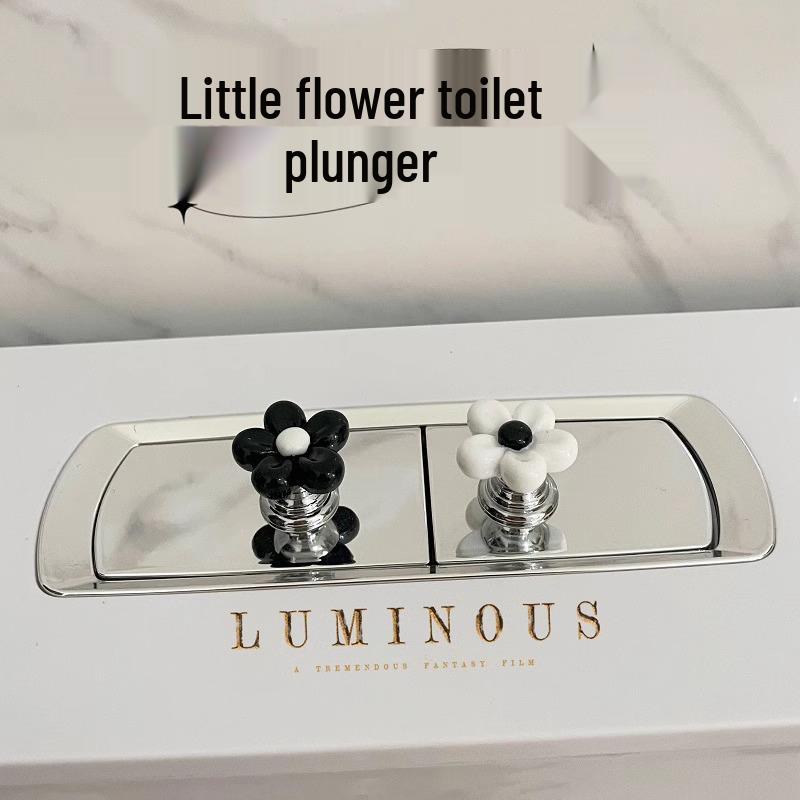 

Очаровательная кнопка смыва унитаза в виде медвежонка – безопасный для ногтей универсальный аксессуар для бачка