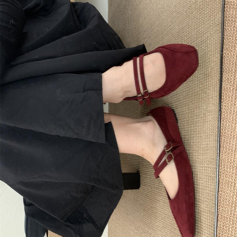 New Medium Heel Small Leather Shoes Beef Tendon Sole Large Size Comfortable Wedge Heel Square Head Buckle Casual Four Seasons Wear Women's Single Shoe