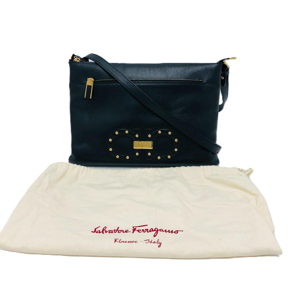 Salvatore Ferragamo Gancini Bag Shoulder Bag Leather Black/GoldHardware