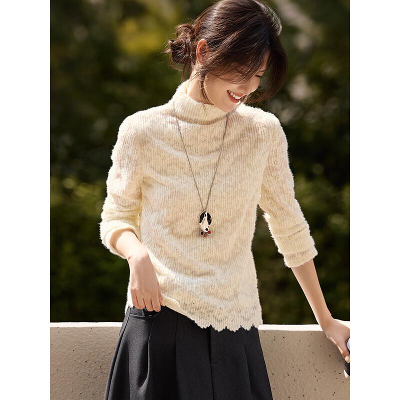 XWI Women s Elegant Lace Warm Brushed Base Layer Top S