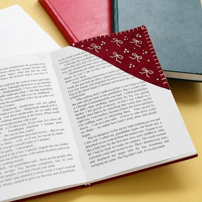 Corner Bookmark Embroidery Kit Spring Summer Themed Embroidered Felt Bookmark Craft Kit DIY Corner Bookmark Kit Gift for Book Lovers Readers