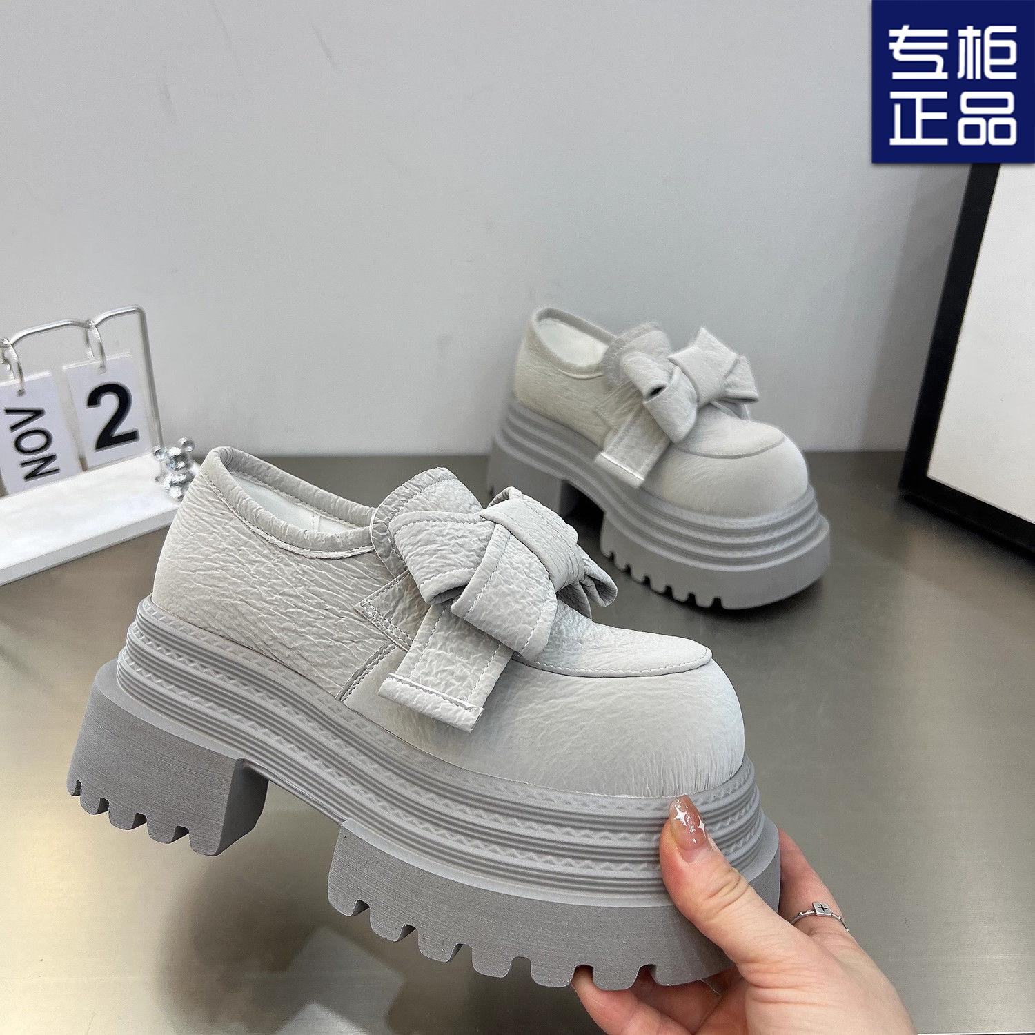 

Европейская весенняя платформа на бантике, маленькие кожаные туфли-маффины, повседневная обувь, небольшое увеличение высоты, одинарные туфли женские 37 серый