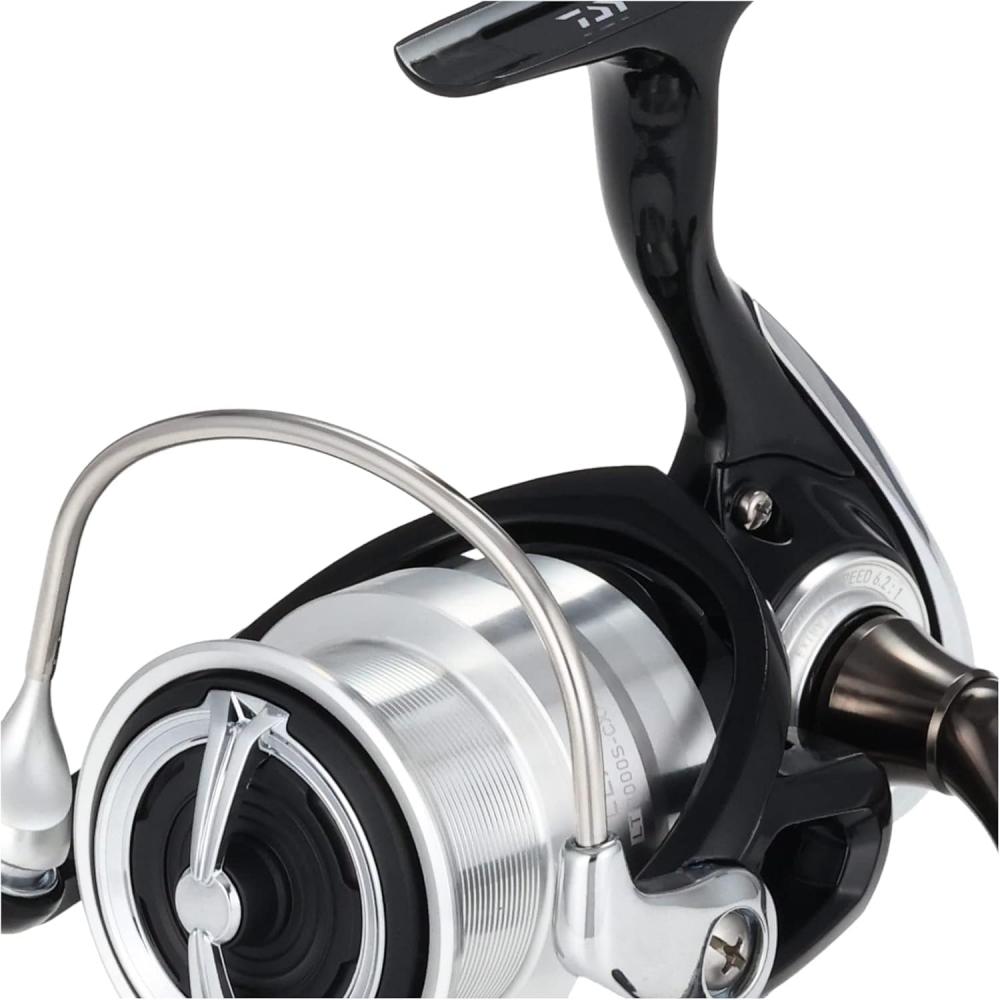Daiwa  Daiwa  Spinning Reel 19 Regza Lt  2019 Model  Lt3000s Cxh