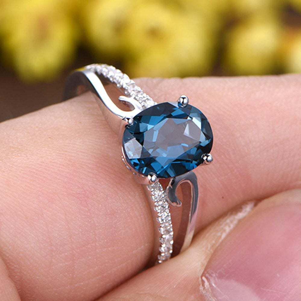 

Noble Women s Retro Sapphire Silver Ring - Ruili Magazine Model Size 7