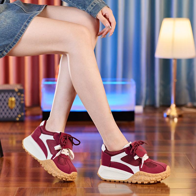 8588 thick-soled leather small waist Forrest Gump shoes women's 2025 autumn new small height increase dad shoes sports shoes