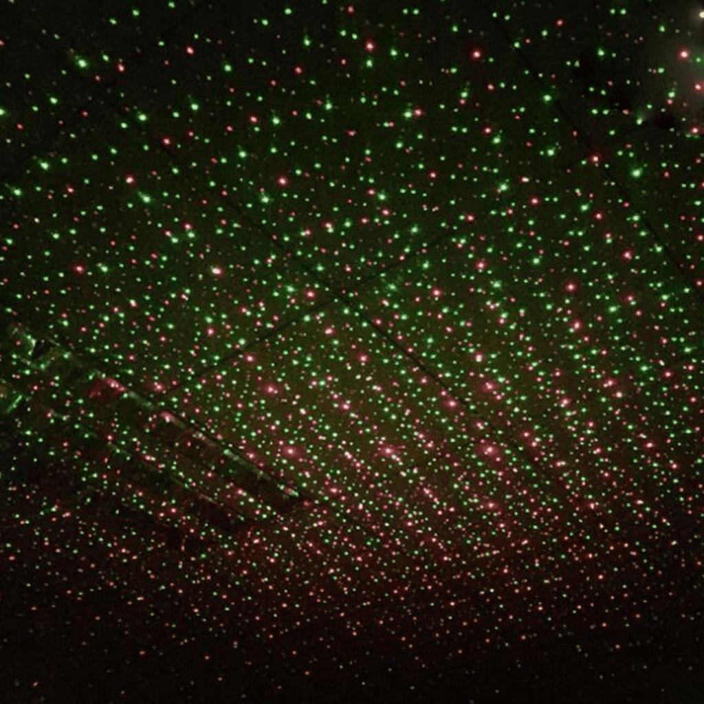 Christmas Projectors Lights, Outdoor Waterproof Decorative Projection Lamp with Remote Control Timer Function for Xmas Holiday Party Garden Patio