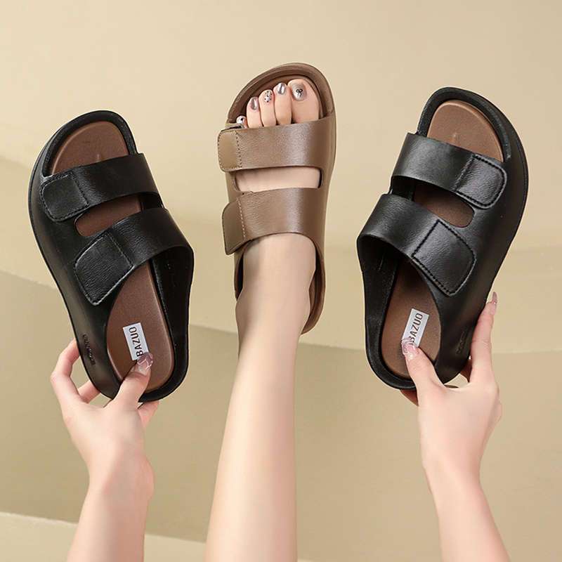 Summer Wear Light Wedge Heel Slippers Women's 2025 New Height Increase Fashionable Versatile Thick Bottom One-word Cool Slippers
