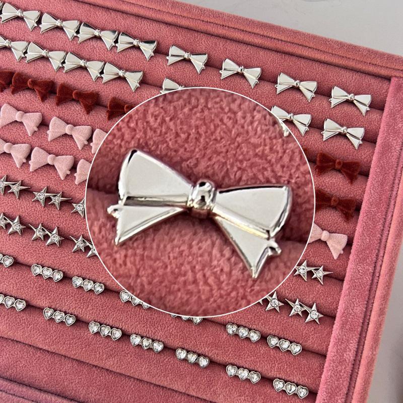 Jennie-Style GM Cat-Eye Sunglasses with Interchangeable Accessories – Retro, High-End, UV-Protected Summer Shades