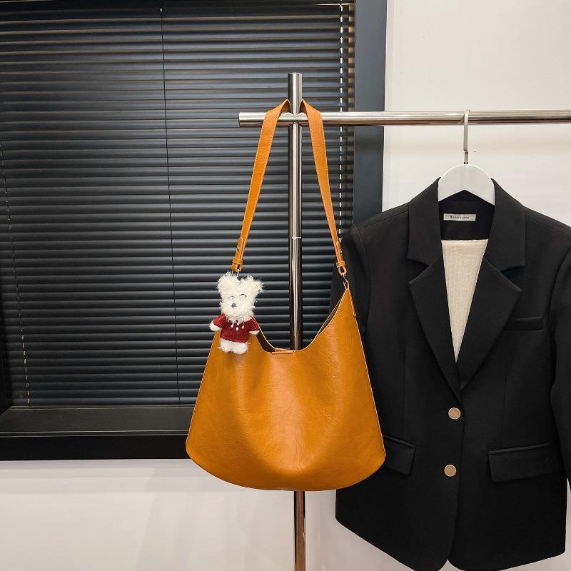 Retro style shoulder big bag bucket bag autumn new large capacity commuter tote bag fashion women's bag