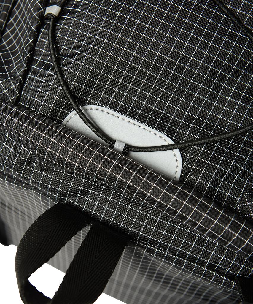 Yale Think Pack 37L_Check Black