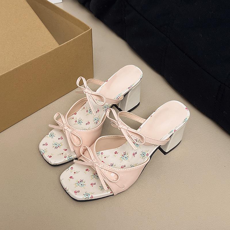 

Новые элегантные босоножки с открытым носком на квадратном каблуке на танкетке, летние 2025, тапочки на танкетке, женственность, бант 40 розовый