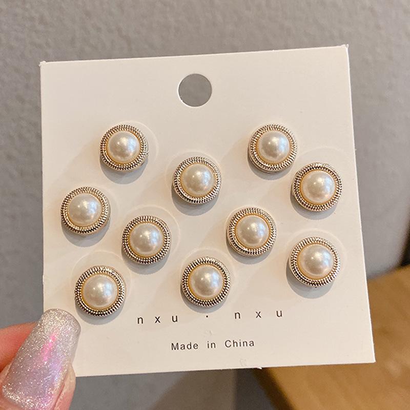 Women's Waist-Tightening Elastic Brooch Pin - Anti-Exposure Buckle for Clothes and Skirts