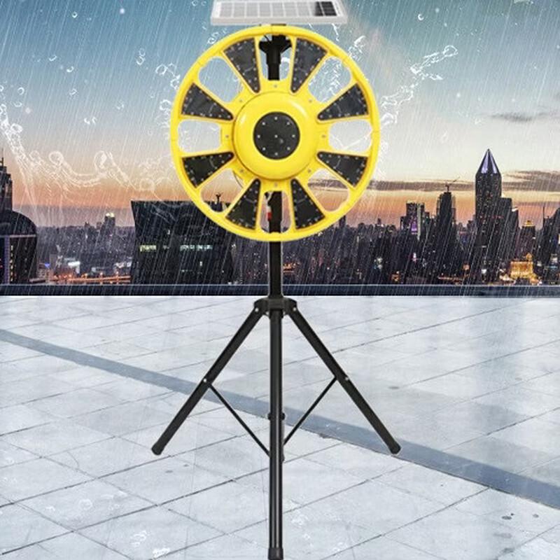 Solar Powered Rotating Traffic Warning Light